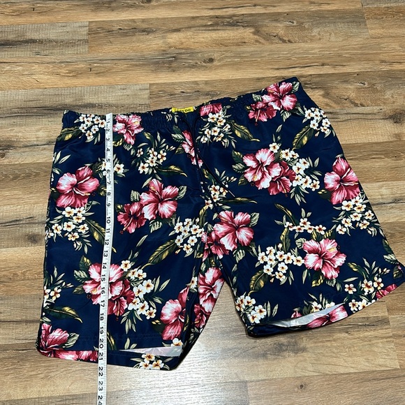 LANDS END W/ HOFFMAN CALIFORNIA MENS SWIN TRUNKS FLORAL BLUE Sz XXL - Picture 6 of 7